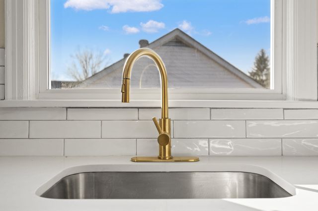 936 Highland Park Drive, Lexington, KY 40505