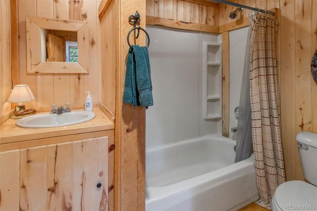 987 Boreas Circle, Jefferson, CO 80456