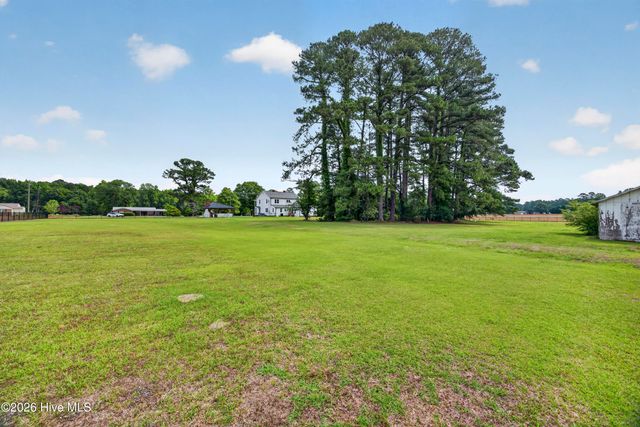 1414 Fertilizer Road, Riegelwood, NC 28456