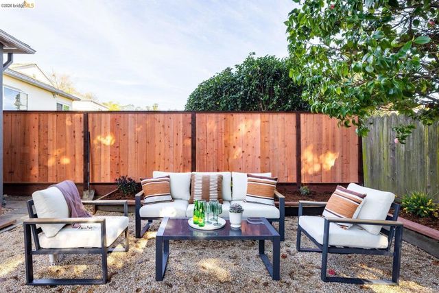 7316 7316 Rockway Ave, El Cerrito, CA 94530