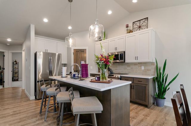 2559 MEYER WAY, De Pere, WI 54115