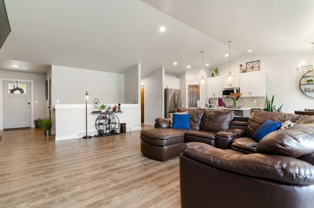 2559 MEYER WAY, De Pere, WI 54115