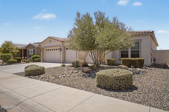 19013 W SAN MIGUEL Avenue, Litchfield Park, AZ 85340