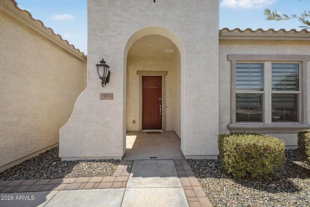 19013 W SAN MIGUEL Avenue, Litchfield Park, AZ 85340