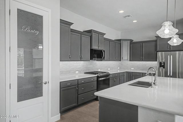 19013 W SAN MIGUEL Avenue, Litchfield Park, AZ 85340