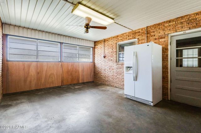 2129 N Main Street, St. Martinville, LA 70582