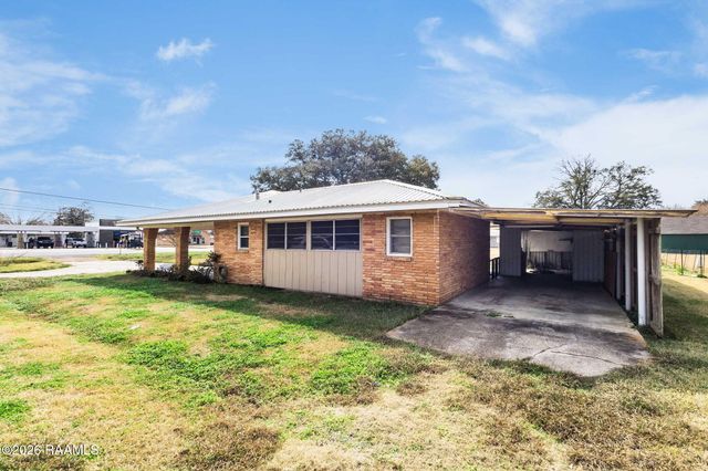 2129 N Main Street, St. Martinville, LA 70582