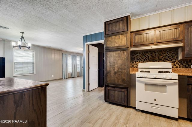 2129 N Main Street, St. Martinville, LA 70582