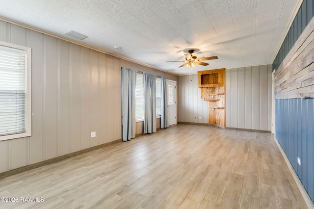 2129 N Main Street, St. Martinville, LA 70582