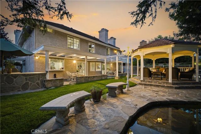 30220 Walford Court, Agoura Hills, CA 91301
