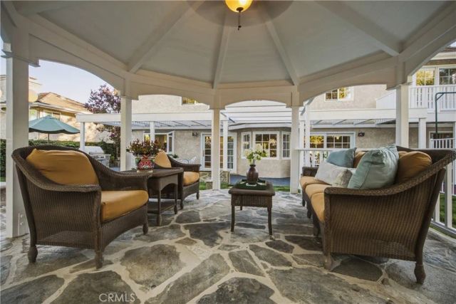30220 Walford Court, Agoura Hills, CA 91301