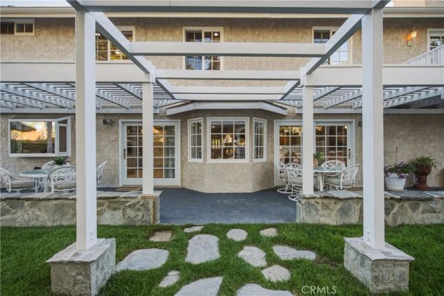30220 Walford Court, Agoura Hills, CA 91301