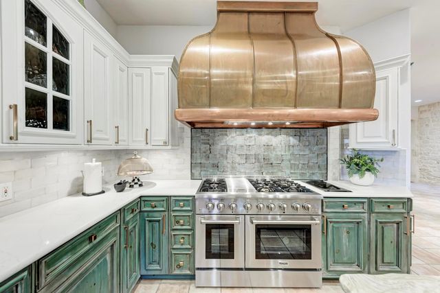 408 Haney TRCE, Horseshoe Bay, TX 78657