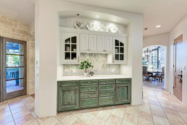 408 Haney TRCE, Horseshoe Bay, TX 78657