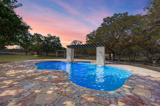 408 Haney TRCE, Horseshoe Bay, TX 78657