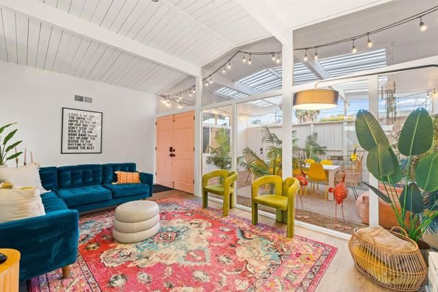 3430 Las Vegas Drive, Oceanside, CA 92054