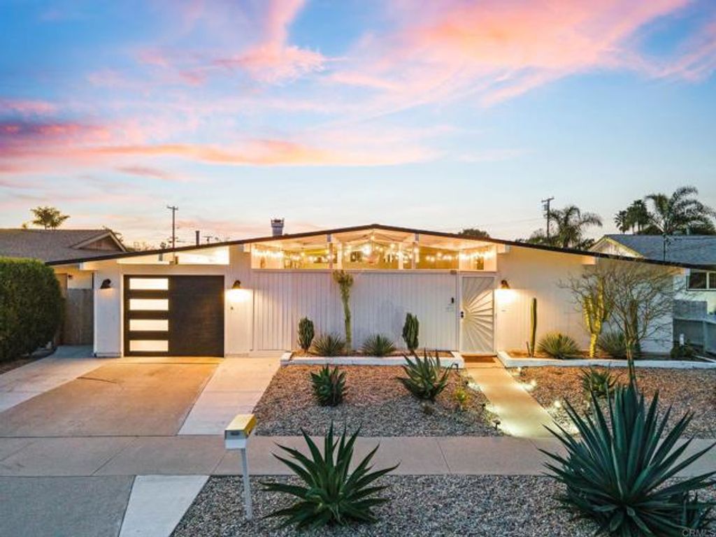 3430 Las Vegas Drive, Oceanside, CA 92054