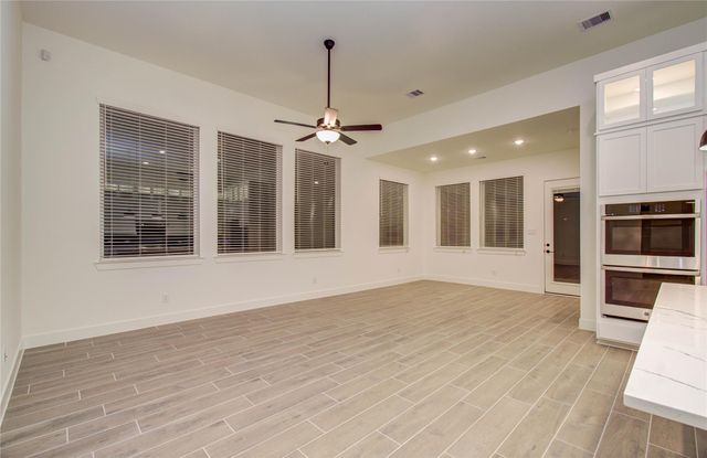 15034 Mission Avenue, Mont Belvieu, TX 77523