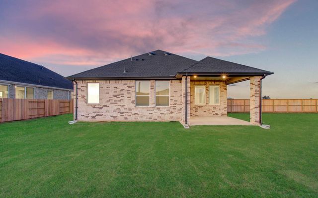 15034 Mission Avenue, Mont Belvieu, TX 77523