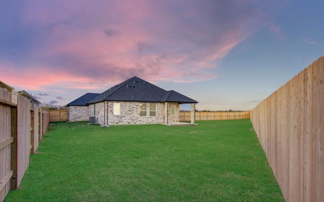 15034 Mission Avenue, Mont Belvieu, TX 77523