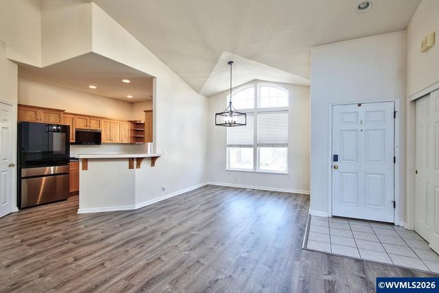 4856 NW Huserik Dr, Portland, OR 97229