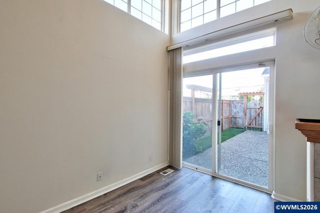 4856 NW Huserik Dr, Portland, OR 97229