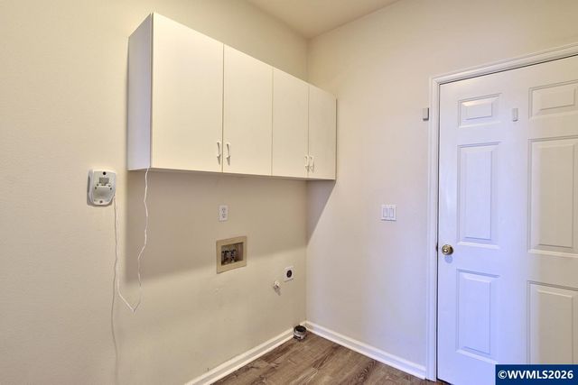 4856 NW Huserik Dr, Portland, OR 97229