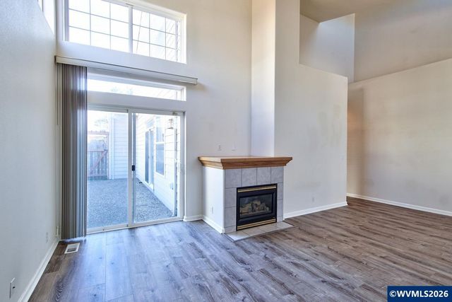 4856 NW Huserik Dr, Portland, OR 97229