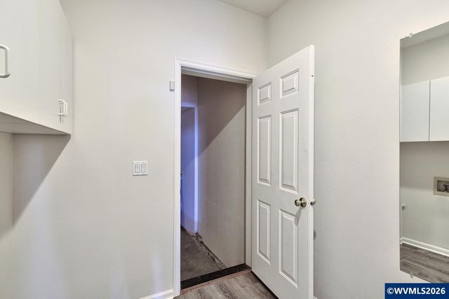 4856 NW Huserik Dr, Portland, OR 97229