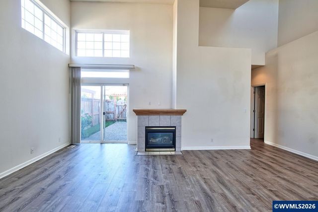4856 NW Huserik Dr, Portland, OR 97229