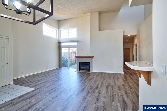 4856 NW Huserik Dr, Portland, OR 97229