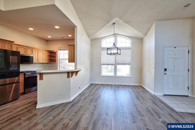 4856 NW Huserik Dr, Portland, OR 97229