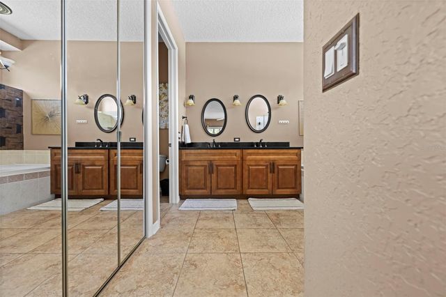 15198 SURREY BEND, Spring Hill, FL 34609