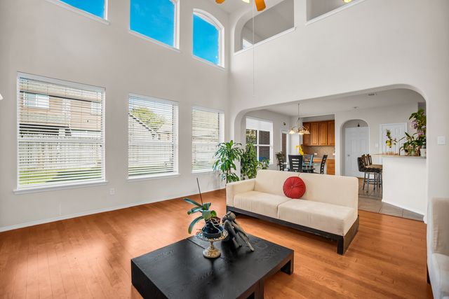 2228 Sparrow Hawk Court, Grand Prairie, TX 75052