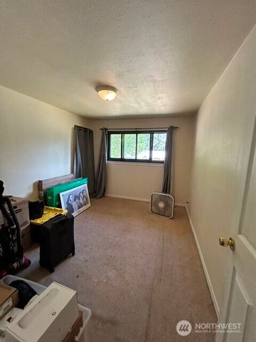 20119 14th Avenue S, Seatac, WA 98198
