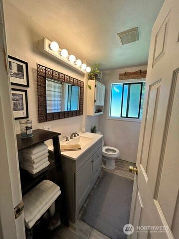 20119 14th Avenue S, Seatac, WA 98198