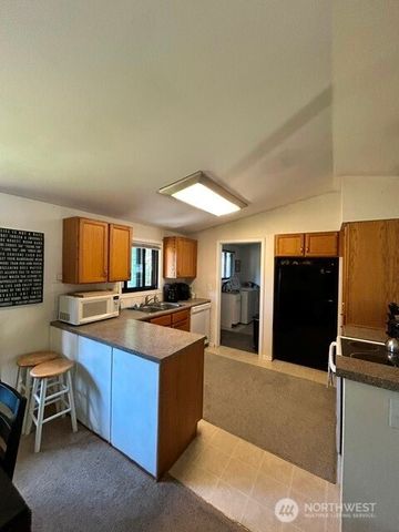 20119 14th Avenue S, Seatac, WA 98198