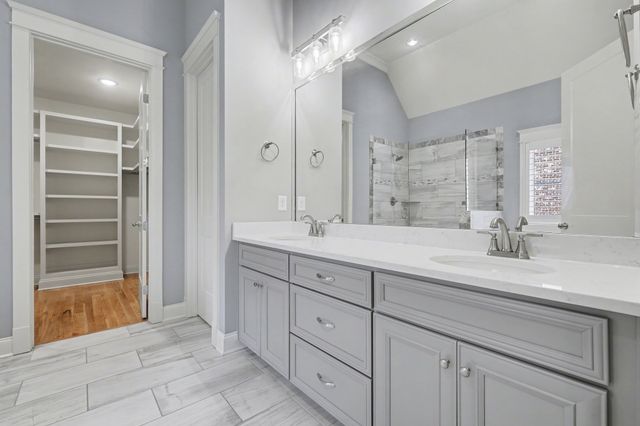 1124 Willow Springs Dr, Lebanon, TN 37087