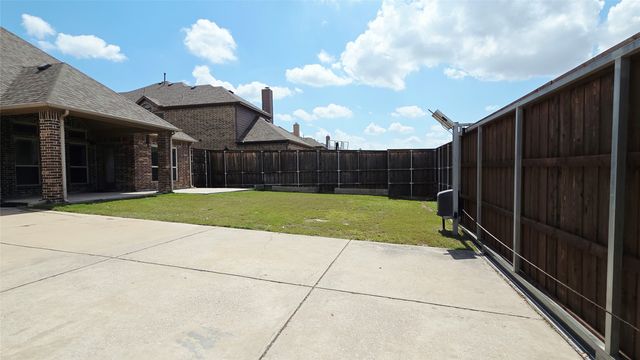 12381 Summertree Drive, Frisco, TX 75035