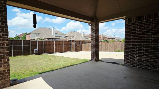 12381 Summertree Drive, Frisco, TX 75035