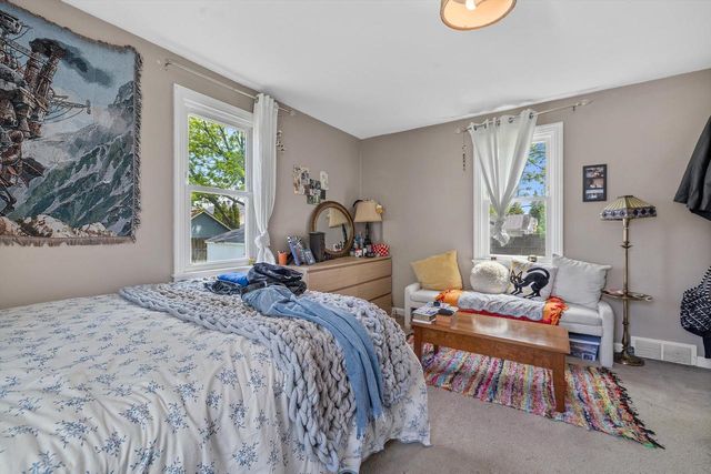 3819 10th AVENUE, Kenosha, WI 53140