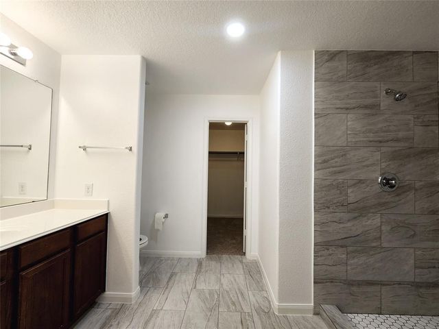 927 Paradise Road, Baytown, TX 77521