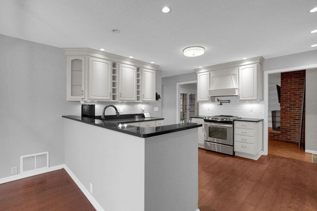 129 S Mulberry Street, Granville, OH 43023