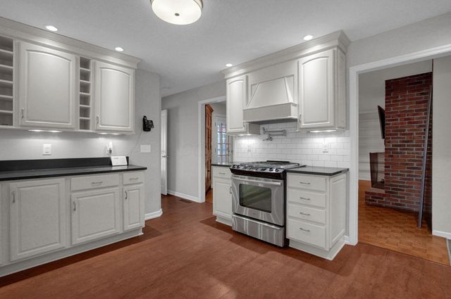 129 S Mulberry Street, Granville, OH 43023