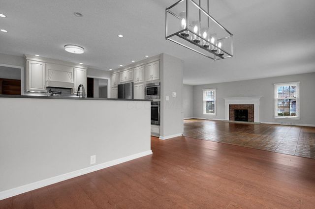 129 S Mulberry Street, Granville, OH 43023