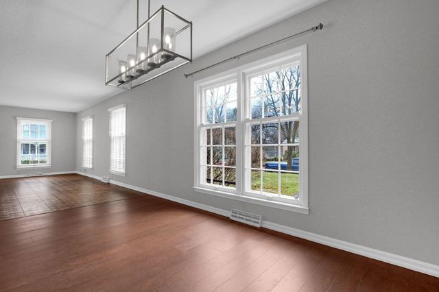 129 S Mulberry Street, Granville, OH 43023
