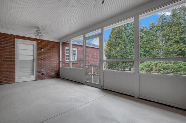 129 S Mulberry Street, Granville, OH 43023