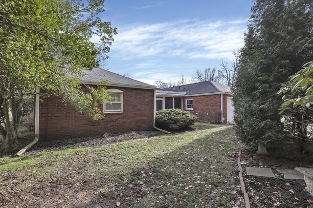 129 S Mulberry Street, Granville, OH 43023
