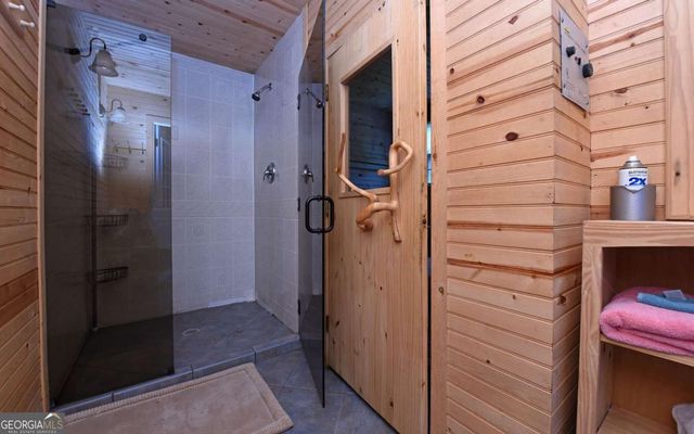 1701 Victoria Woods Drive, Hiawassee, GA 30546