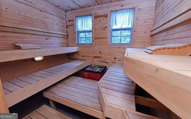 1701 Victoria Woods Drive, Hiawassee, GA 30546